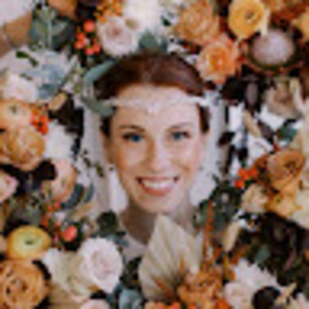 Meet your Posher, Madeline